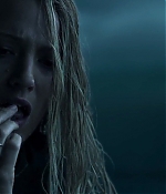 theshallows-blakelively-02266.jpg