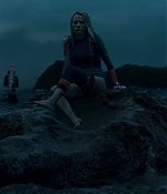 theshallows-blakelively-02274.jpg