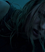 theshallows-blakelively-02284.jpg