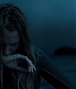 theshallows-blakelively-02291.jpg