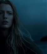 theshallows-blakelively-02297.jpg