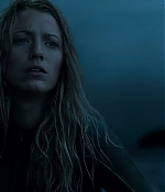 theshallows-blakelively-02298.jpg