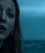 theshallows-blakelively-02704.jpg