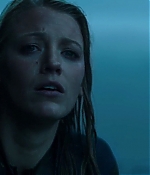 theshallows-blakelively-02725.jpg