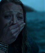 theshallows-blakelively-02745.jpg