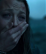 theshallows-blakelively-02749.jpg
