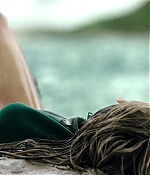 theshallows-blakelively-02814.jpg