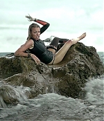 theshallows-blakelively-02872.jpg