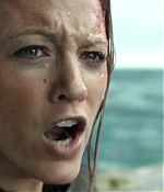 theshallows-blakelively-02877.jpg