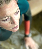theshallows-blakelively-02895.jpg