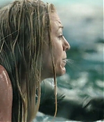 theshallows-blakelively-02922.jpg