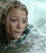 theshallows-blakelively-02933.jpg