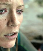 theshallows-blakelively-02967.jpg