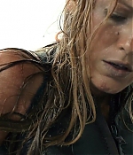 theshallows-blakelively-03111.jpg