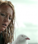 theshallows-blakelively-03142.jpg