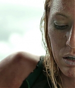 theshallows-blakelively-03149.jpg