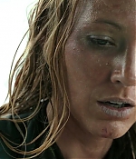 theshallows-blakelively-03164.jpg