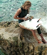 theshallows-blakelively-03166.jpg