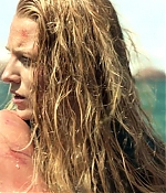 theshallows-blakelively-03207.jpg