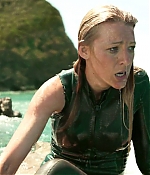 theshallows-blakelively-03293.jpg