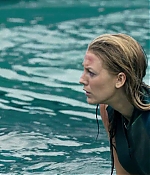 theshallows-blakelively-03799.jpg