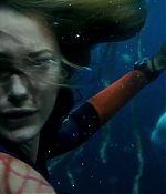 theshallows-blakelively-03910.jpg