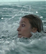 theshallows-blakelively-03923.jpg