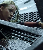 theshallows-blakelively-03981.jpg