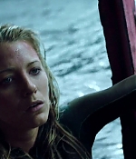 theshallows-blakelively-04022.jpg