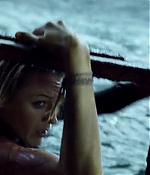 theshallows-blakelively-04053.jpg