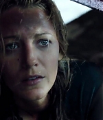 theshallows-blakelively-04076.jpg