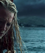 theshallows-blakelively-04124.jpg