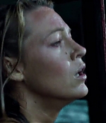 theshallows-blakelively-04153.jpg