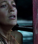 theshallows-blakelively-04154.jpg