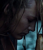 theshallows-blakelively-04207.jpg