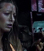 theshallows-blakelively-04222.jpg