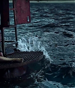 theshallows-blakelively-04244.jpg
