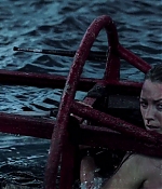 theshallows-blakelively-04439.jpg